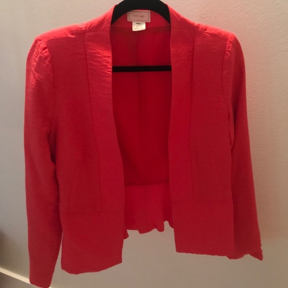 Never Wear - Picture 1 of 3